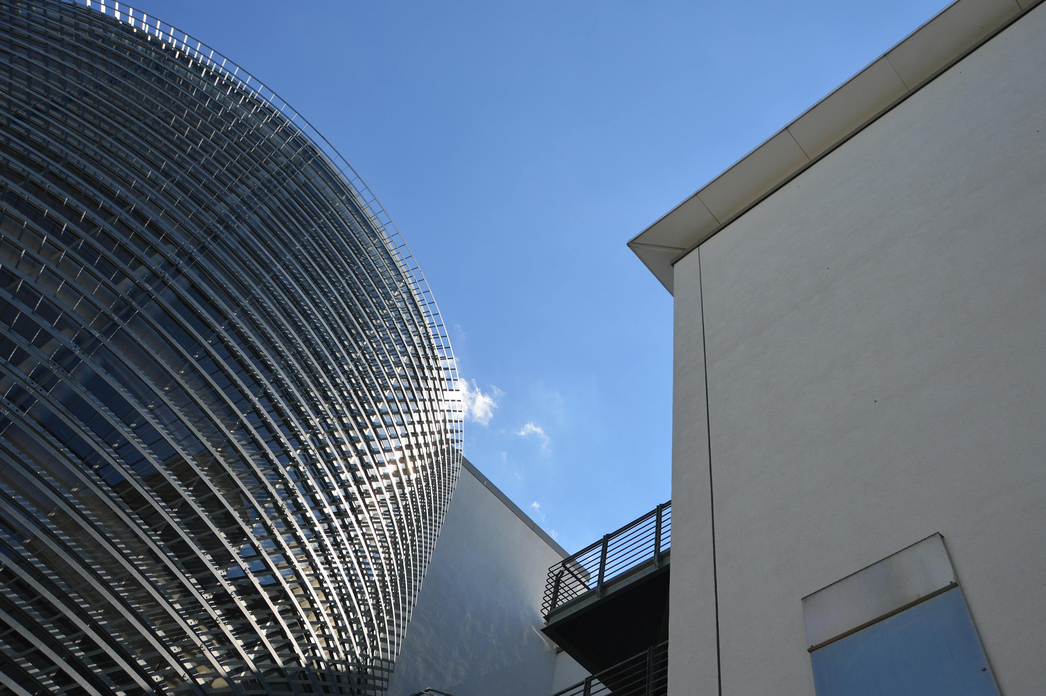 兰州建材五金市场，繁荣与发展的背后